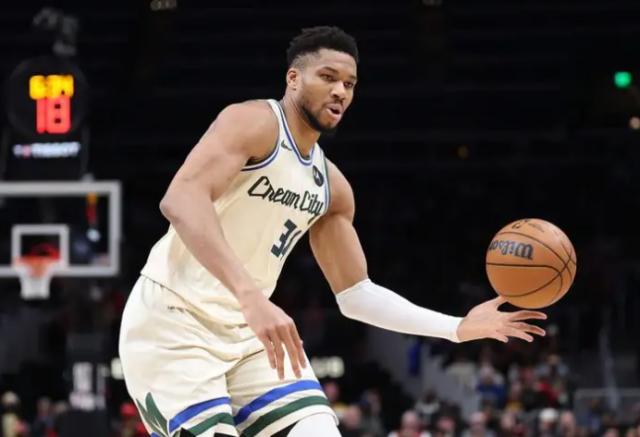 b体育app-【观察】争夺字母，勇士身处悬崖背水一战